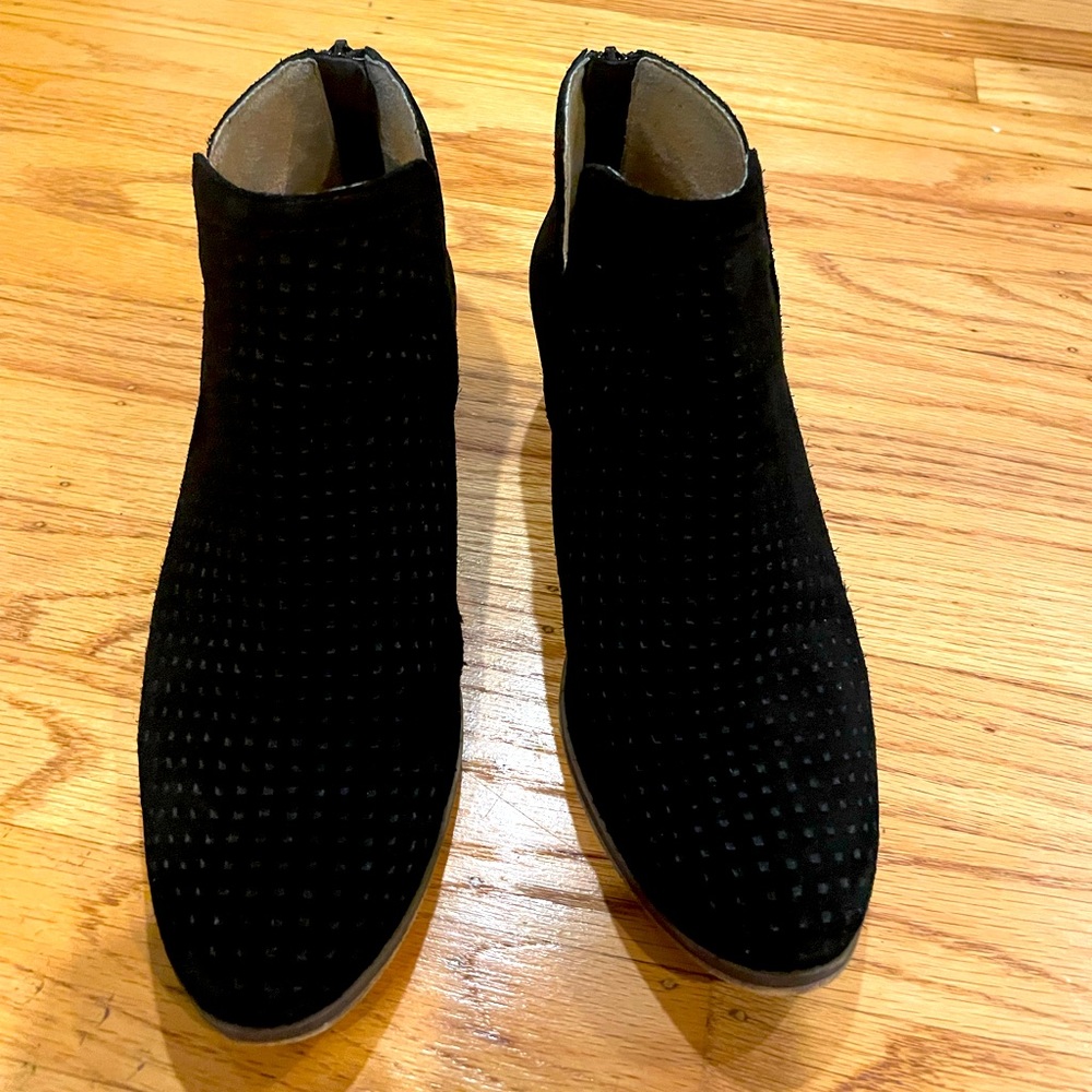 Susina Women’s Black Suede Booties